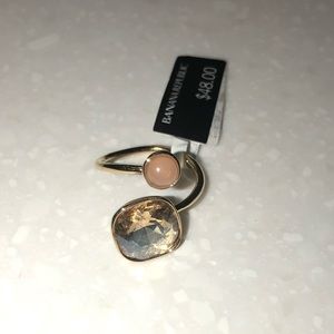 Banana Republic Ring NWT Size 8